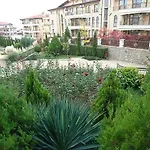 александър студио Daire Sveti Vlas