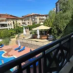 александър студио Daire *
