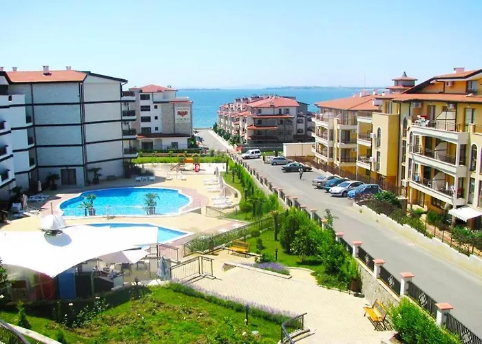 александър студио Апартамент